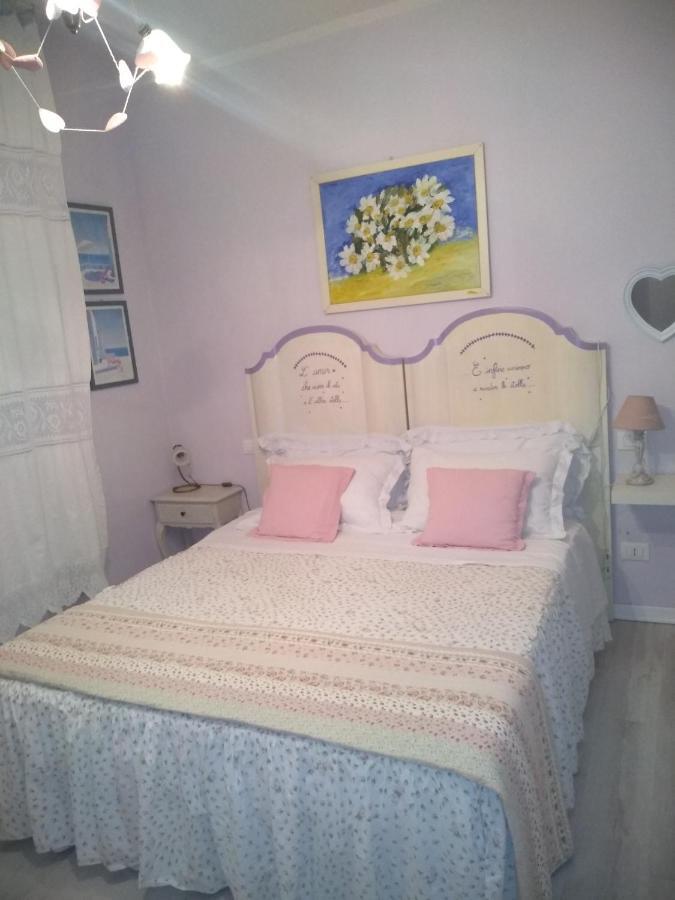 Tre Civette Sul Como Bed and Breakfast Marina di Massa Exterior foto